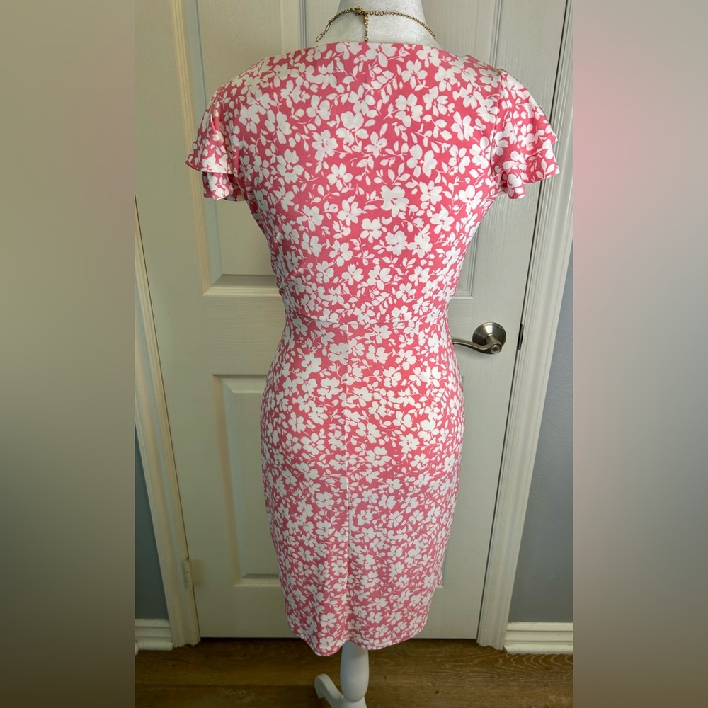 🌸”Lauren Ralph Lauren” Pink/White Floral Flutter Sleeve V-Neck BodyconMidi Dress - Picture 6 of 12